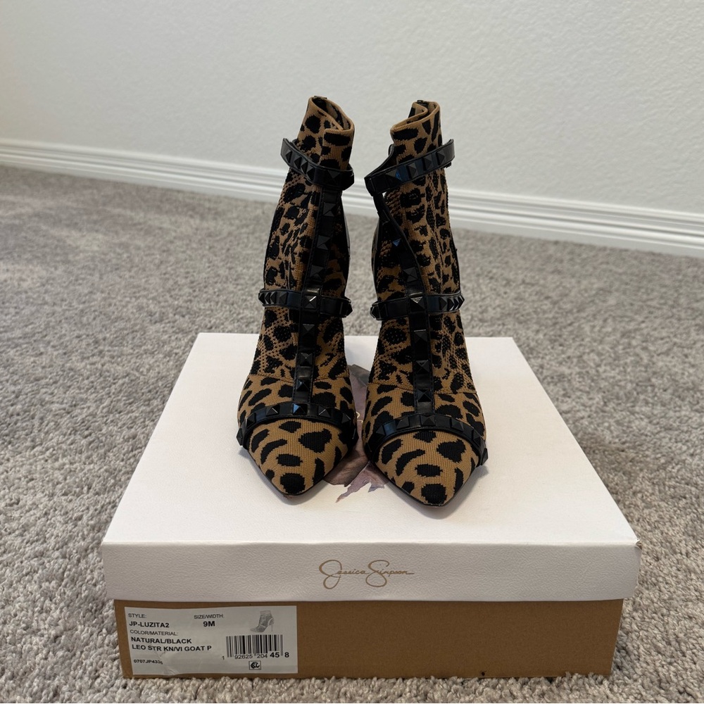 Jessica Simpson Luzita II Booties